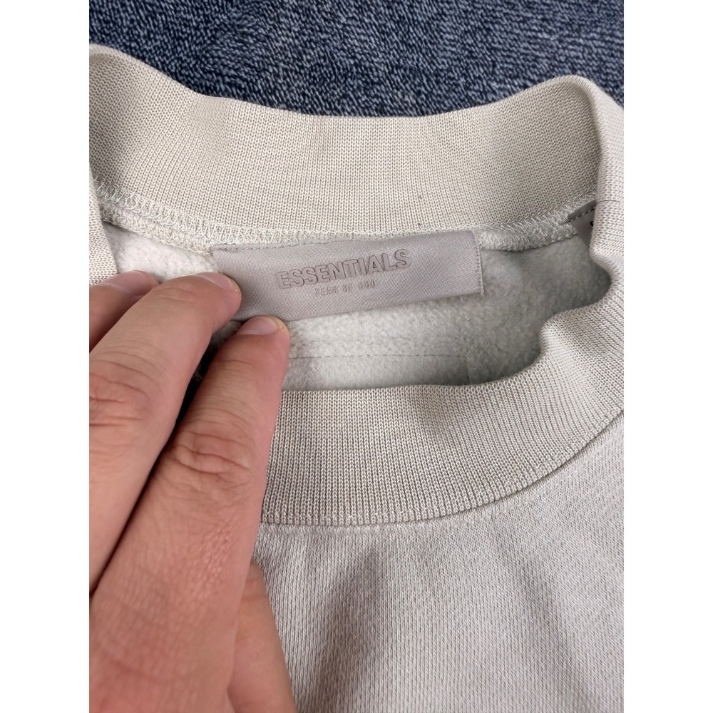 Fear of God Essentials Crewneck Sweatshirt Oatmeal Tan Mens Large FOG Logo - Picture 3 of 9